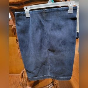 Size 4 Loft Denim skirt